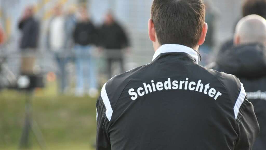 Schiedsrichter Jacke Feature