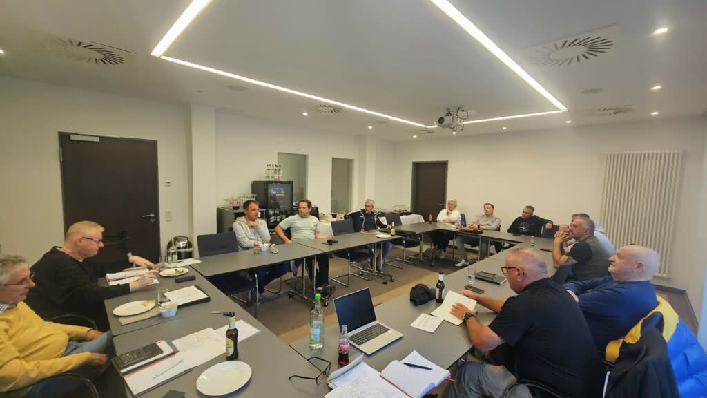 Kreisvorsitzender Michael Allery zurück im Amt – Arbeitsgruppe der Fußballvereine tagt in Kaiserau